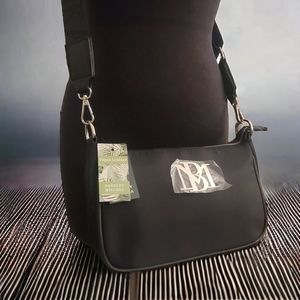 Badgley Mischka NWT cross body bag black